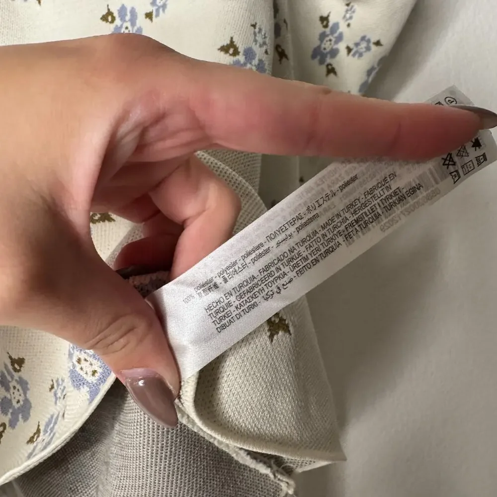 Zara‎ Floral Knit Long Sleeve Top